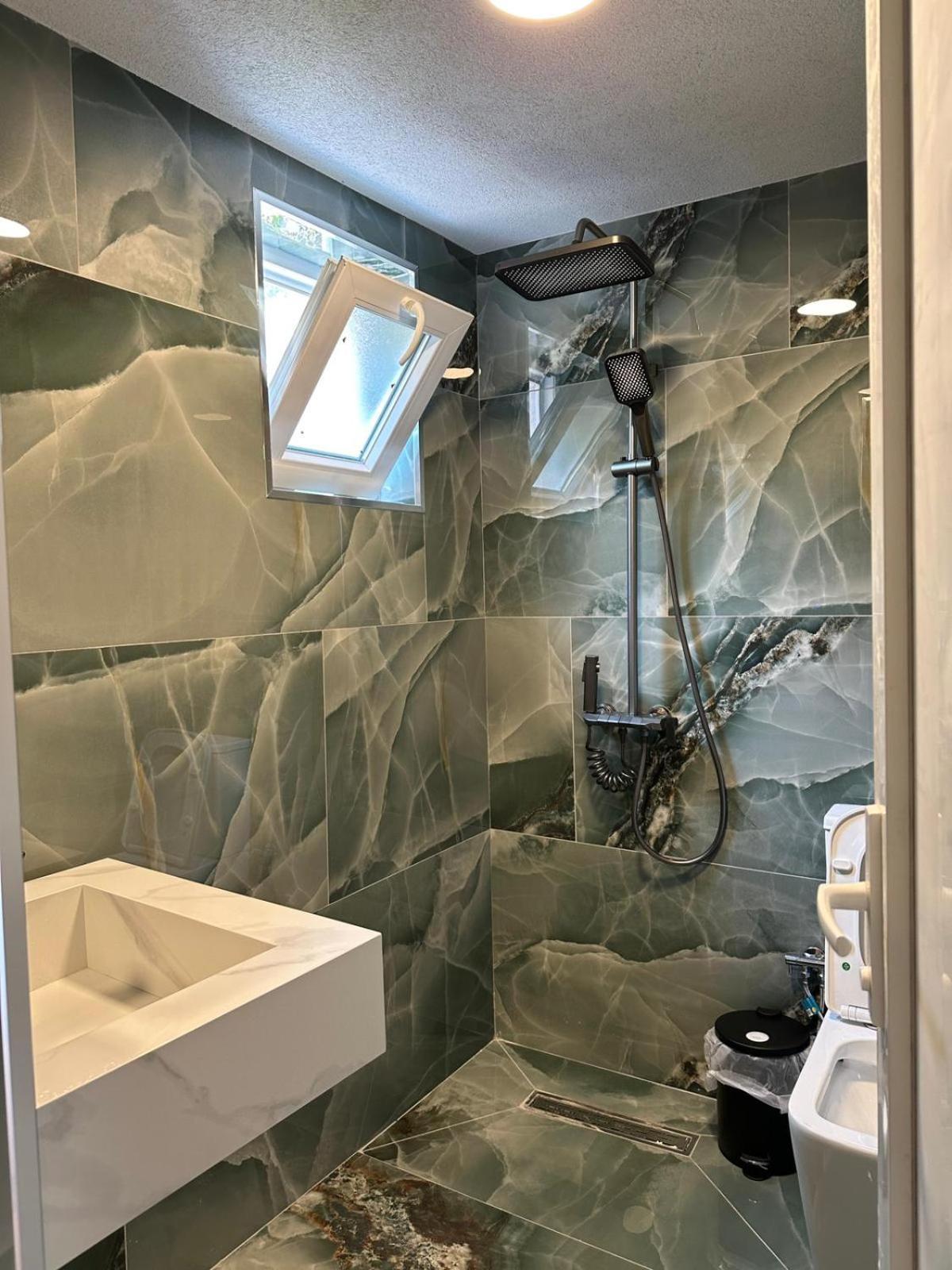 Auberge de jeunesse Kukaj *